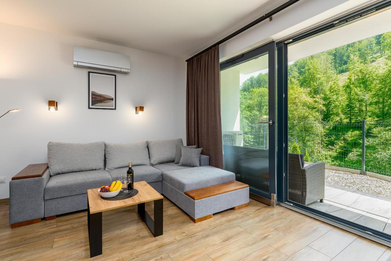 Czarna Perla- Apartament Przy Solisku Szczyrk Exteriör bild