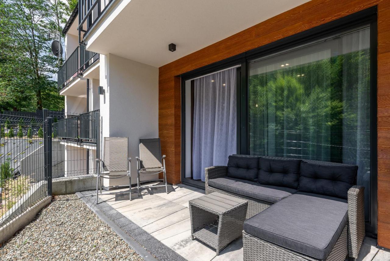 Czarna Perla- Apartament Przy Solisku Szczyrk Exteriör bild