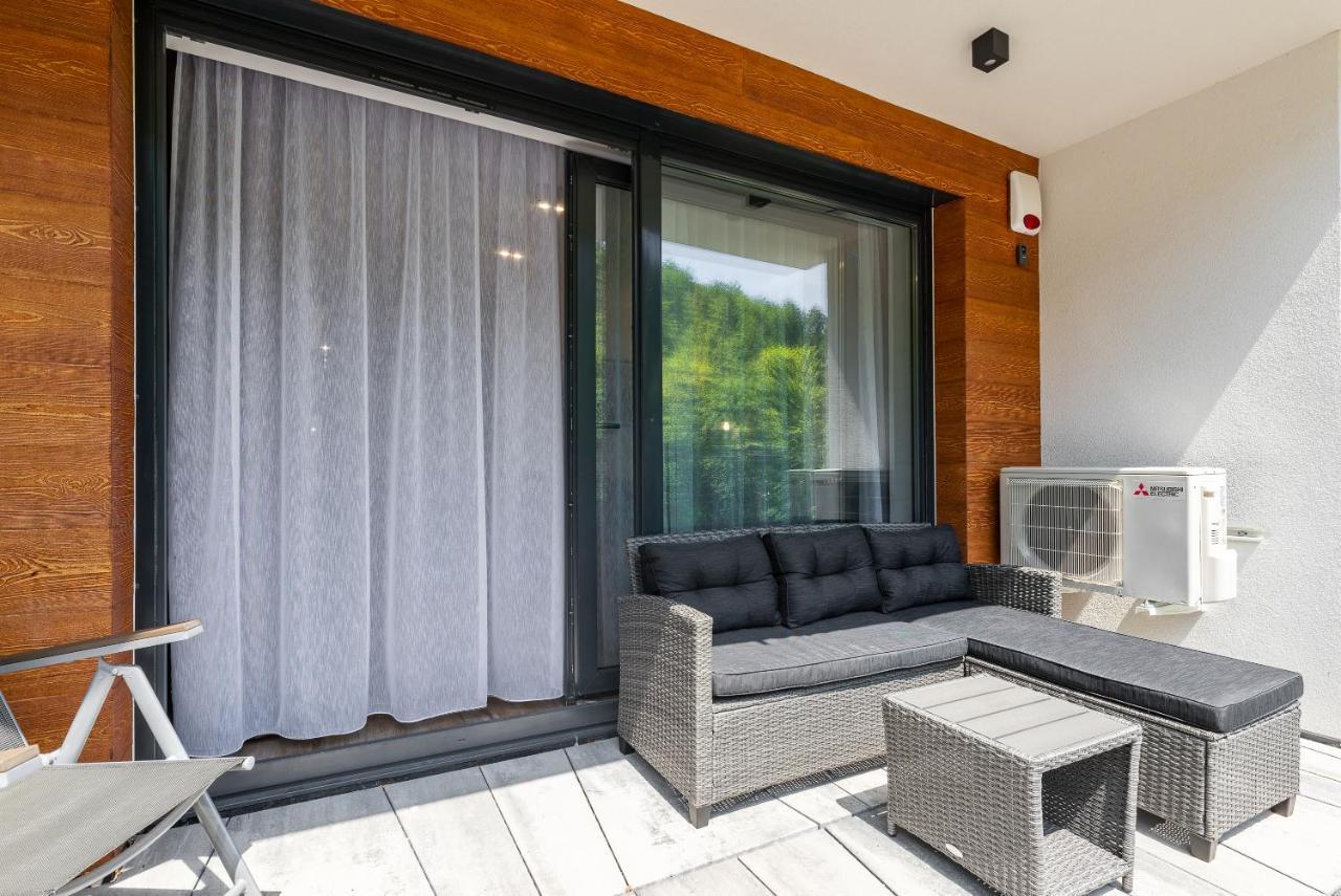 Czarna Perla- Apartament Przy Solisku Szczyrk Exteriör bild